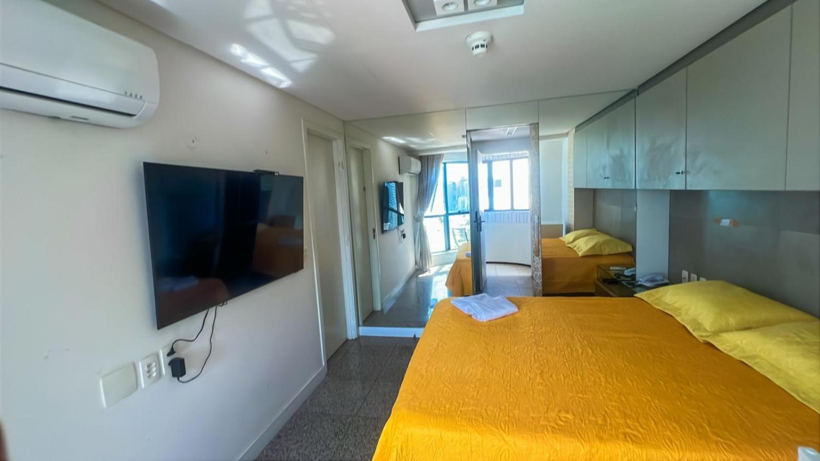 Flat Particular Em Blue Tree Towers Beira Mar
